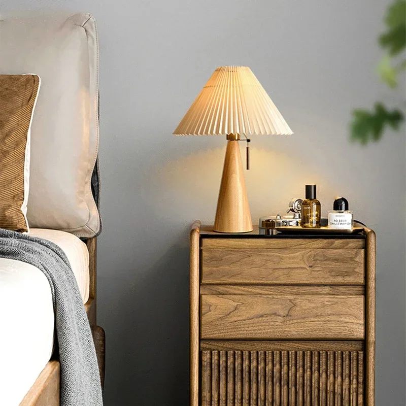 Decor Lighting Lamps - Retro-Plissee-Tischlampe, nordische Massivholzleuchten, zum Lesen im